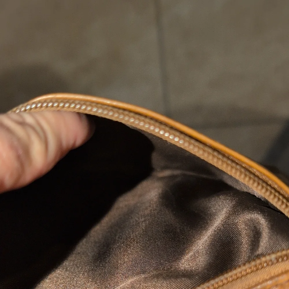 World Korea Brown Leather Messenger Bag for Men